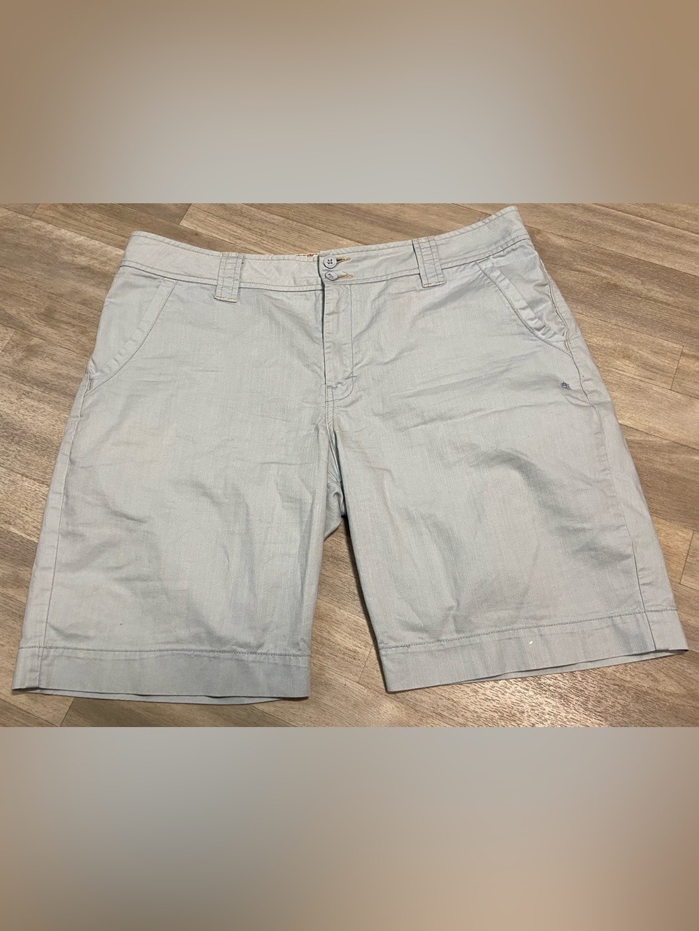 VTG Y2K Levi's Long Bermuda Shorts Light Blue 100% Cotton High Rise Women's 14